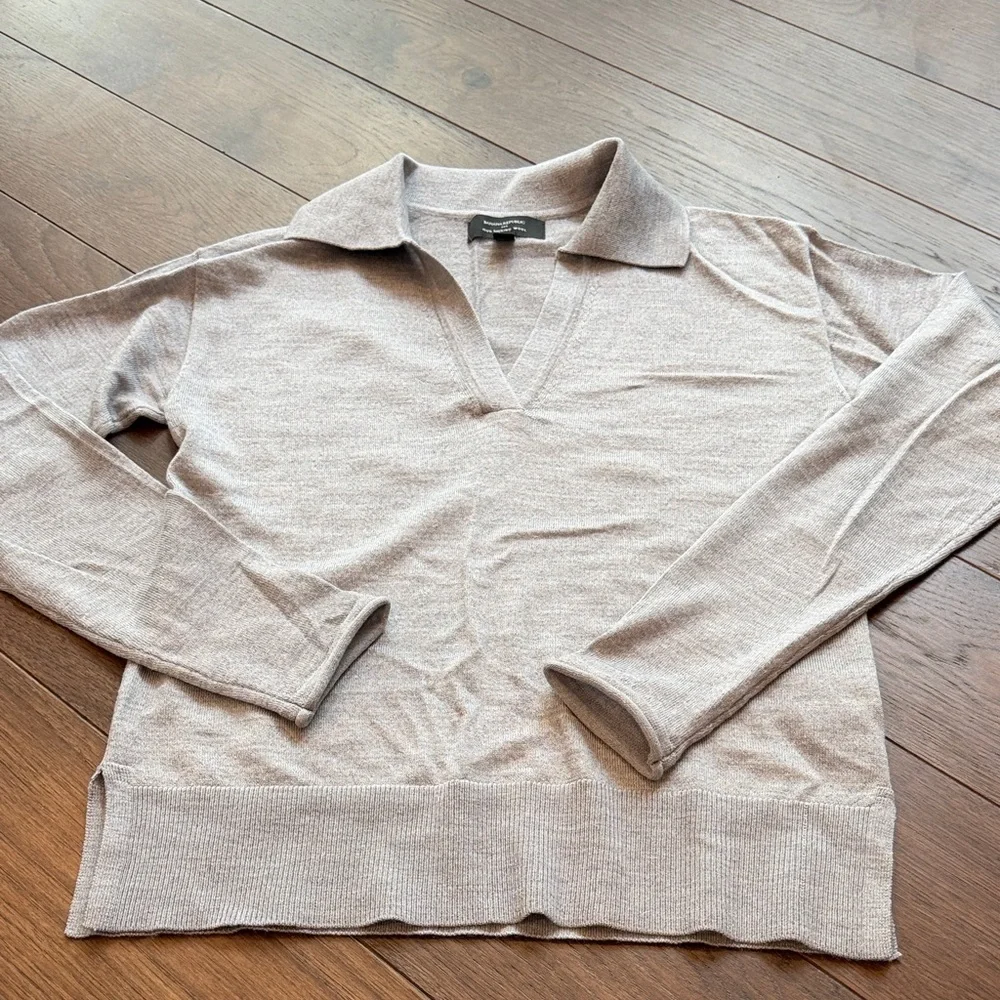Banana Republic 100% Merino Wool Gray Collared Sweater Size XXS C25-013